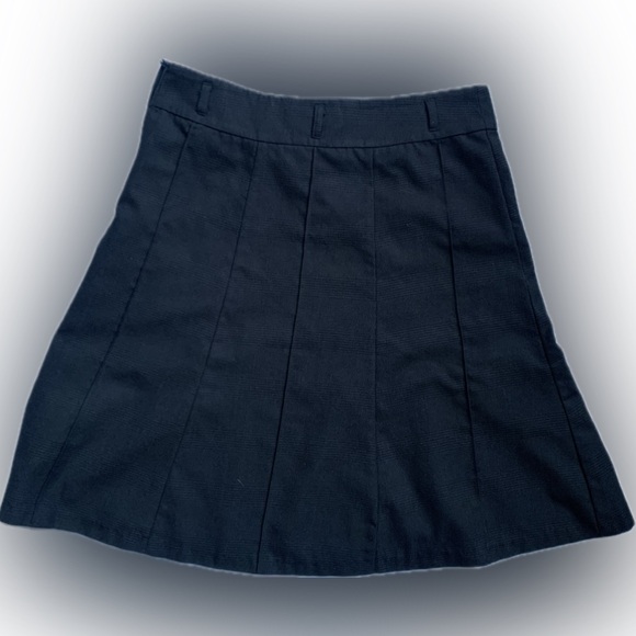 Lined A-line herringbone skirt with belt loops, size 12 from H&M - Picture 4 of 6